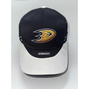 Anaheim Ducks Premiere London 07 Reebok Flexfit Hat
